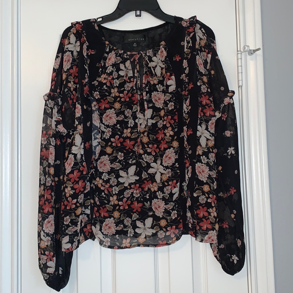 Adelyn Rae Floral Top!
